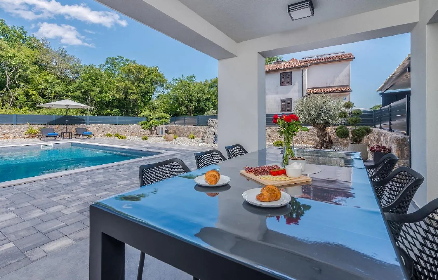 Villa Tara Kornic 0*,  Croatia