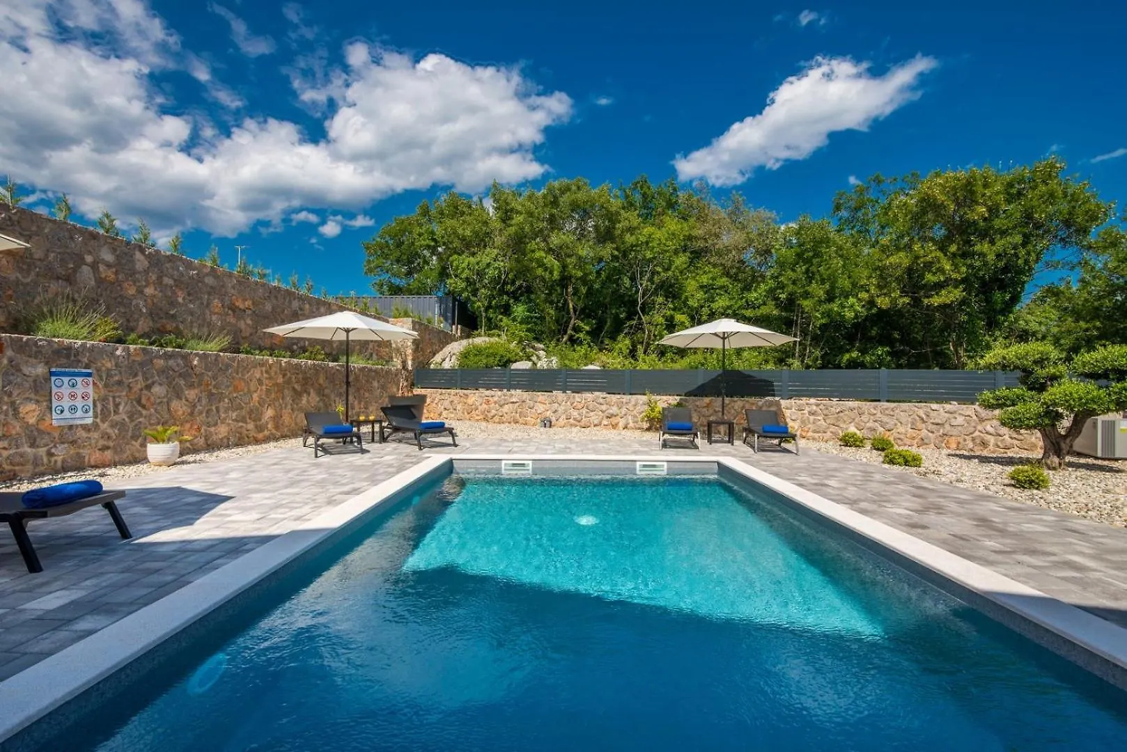 Villa Tara Kornic 0*,